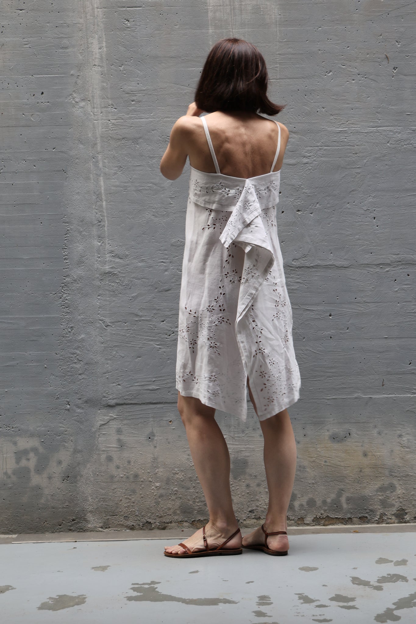 embroidery short dress