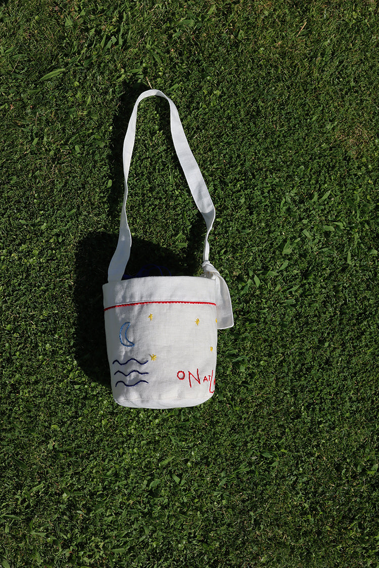 hand embroidery bucket bag - noche estrellada