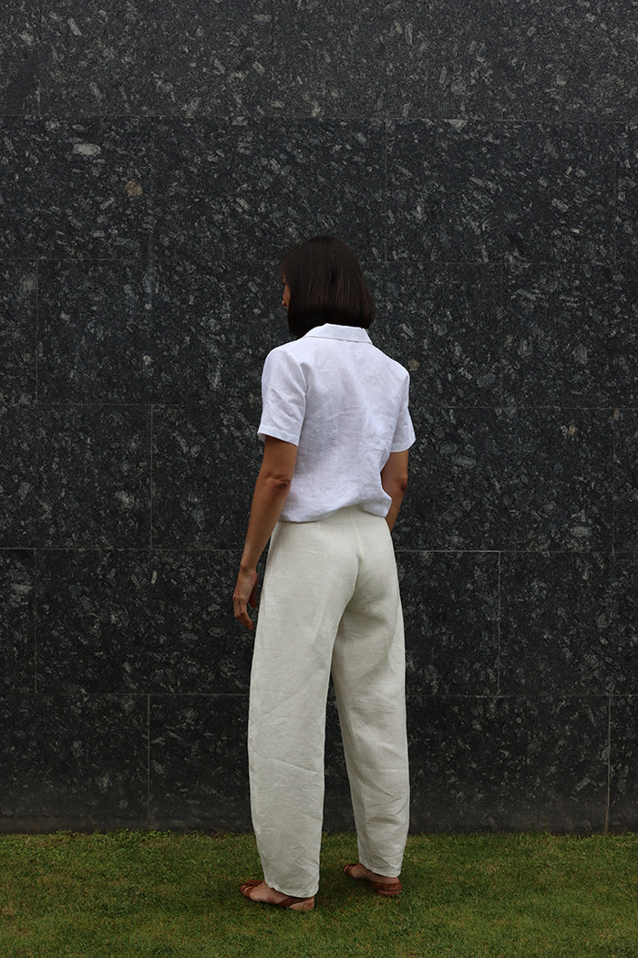 ballon shape linen trousers